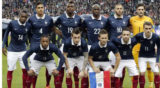 منتخب فرنسا يتوجه إلى قطر لخوض نهائيات كأس العالم