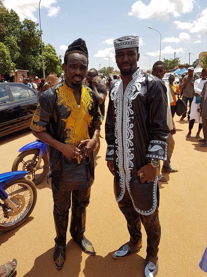 صور كوفي مع عائلته في بوركينا فاسو