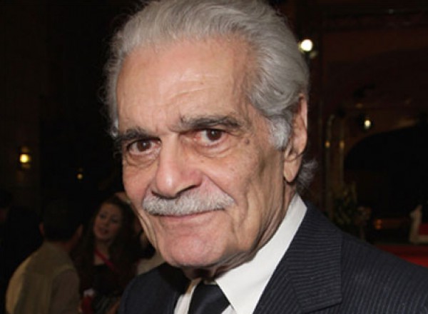 في الذكرى الأولى لرحيله.. 12 حكاية من أرشيف «عمر الشريف»