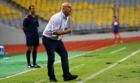 نقل حسام حسن ومساعديه لمعسكر قوات الأمن وسط إجراءات مشددة