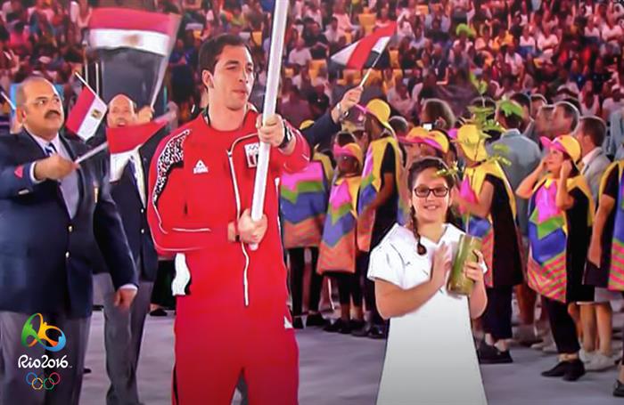 جماهير الزمالك عن «الأحمر» بعد رفع علم مصر: «صنع في ميت عقبة»