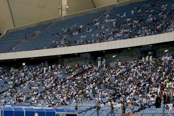 جماهير الهلال تتخلي عن فريقها أمام الإتفاق