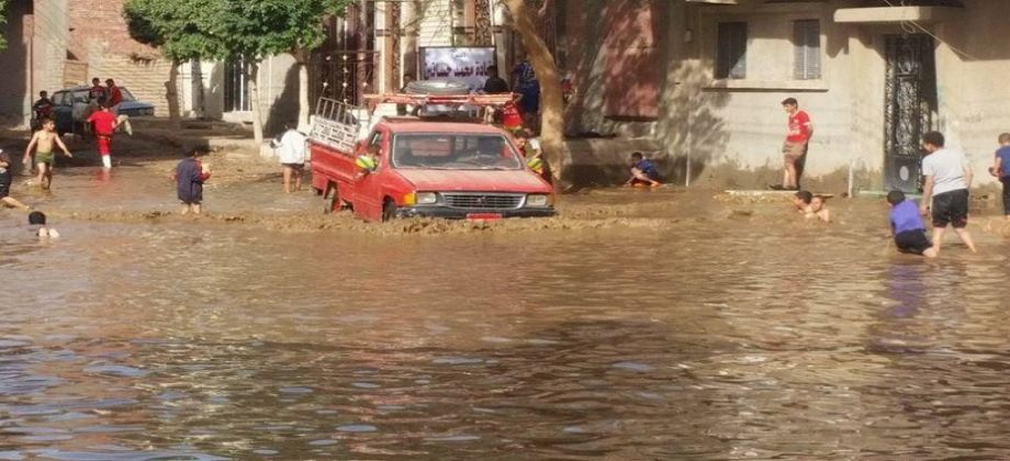 أسيوط تغرق تحت الأمطار الغزيرة