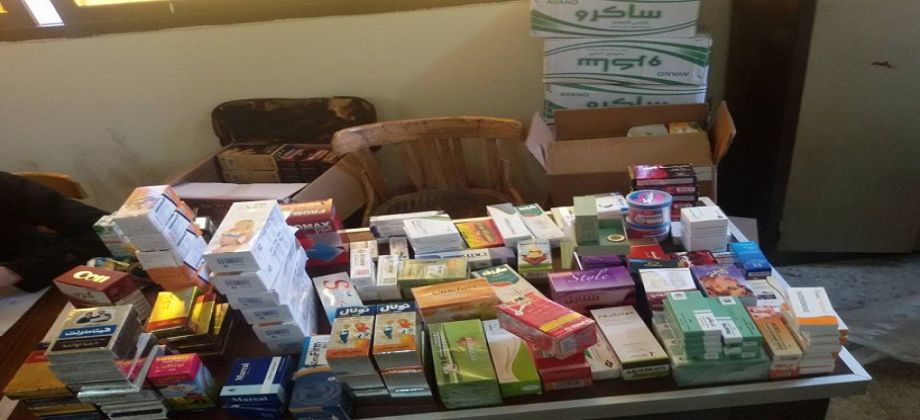 ضبط أخصائي رعاية طبية يبيع دواء لمريض فى الشارع