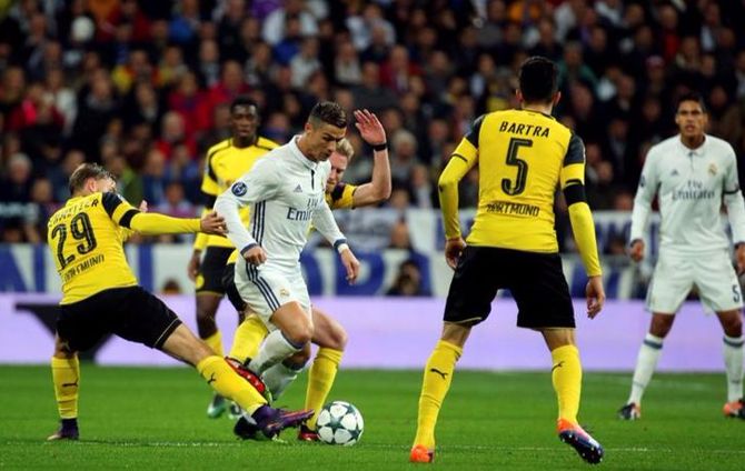 ريال مدريد يسقط في فخ التعادل الإيجابي مع دورتموند الألماني