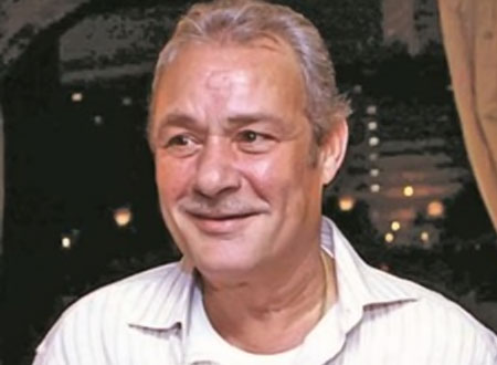 طبيب يتهم الفنان فاروق الفيشاوى بمنعه من دخول مزرعته