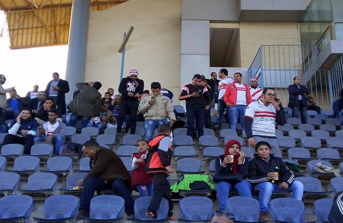 جماهير الزمالك تصل بتروسبورت مبكرآ