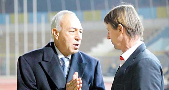 ستراكا يشاهد مباراة الإسماعيلي والاتحاد في الملعب اليوم