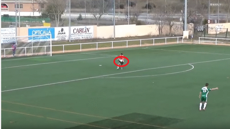 حارس مرمى يحرز هدف رائع في الدوري الإسباني