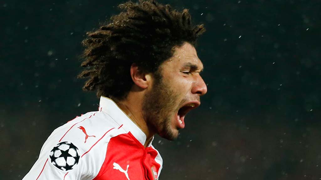 مصر تتقدم علي الكاميرون بهدف في الشوط الأول