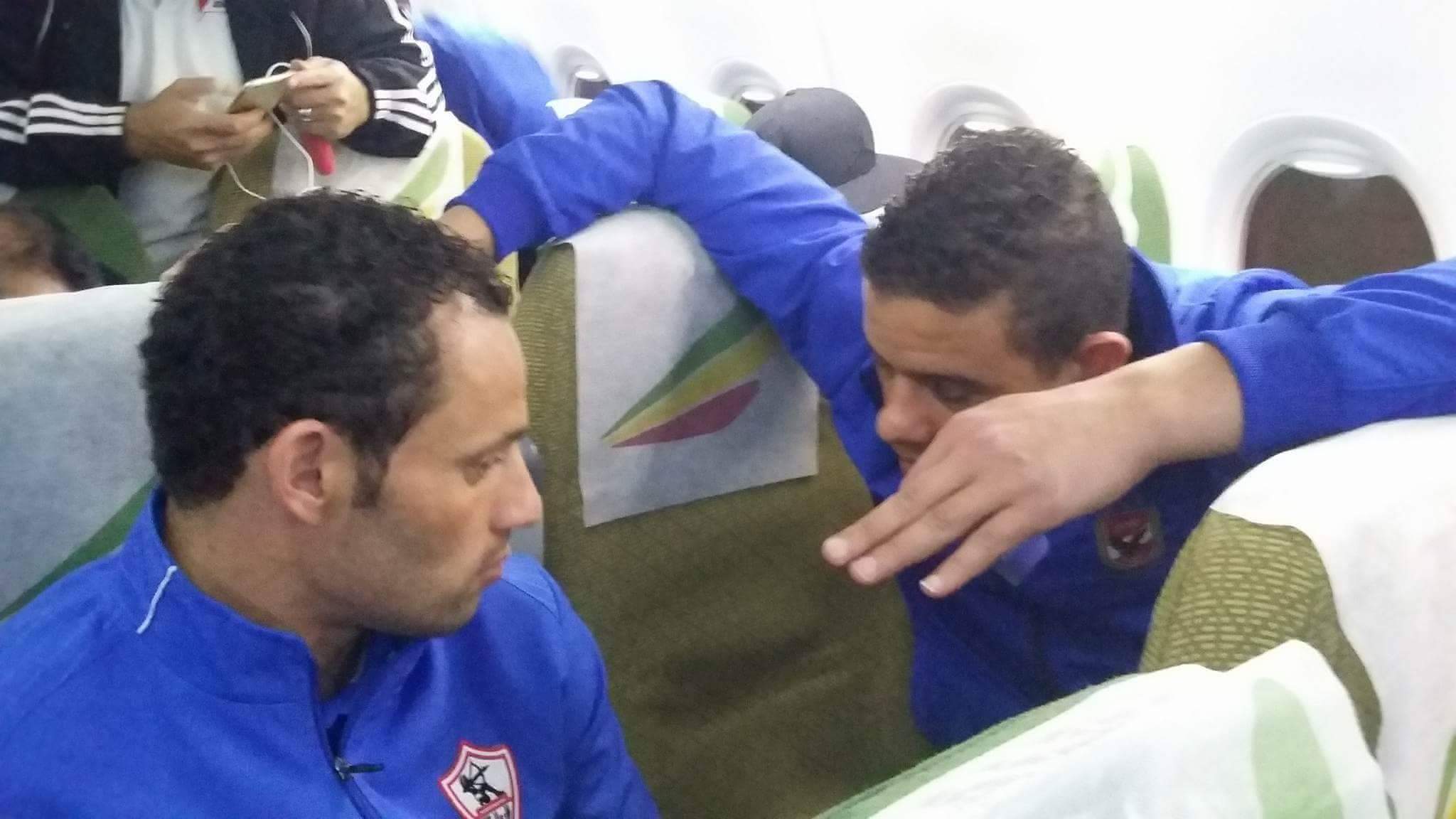 الأهلي والزمالك يغادران القاهرة علي طائرة واحدة