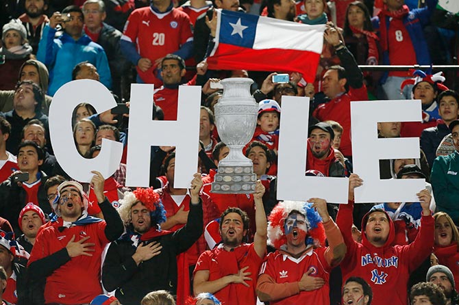 الحزن يسيطر علي تشيلي بعد ضياع لقب كأس القارات
