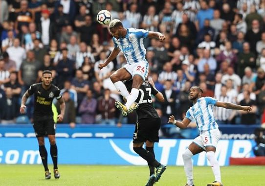 شكوك حول استئناف الدوري الإنجليزي 12 يونيو المقبل