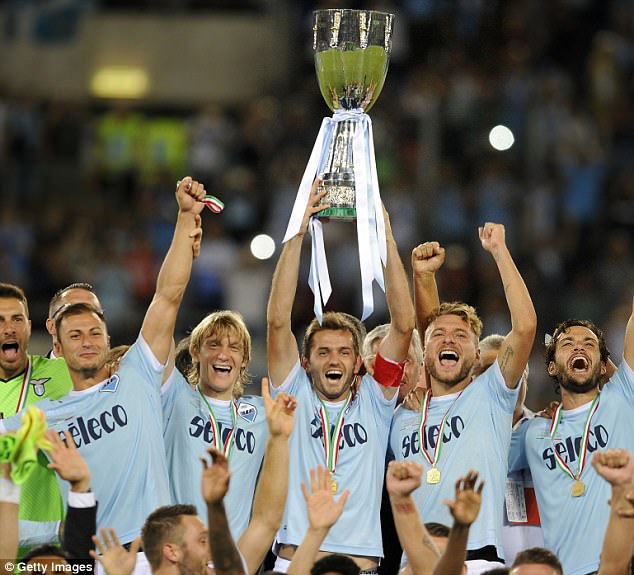 لاتسيو يتوج بلقب كأس إيطاليا على حساب أتلانتا