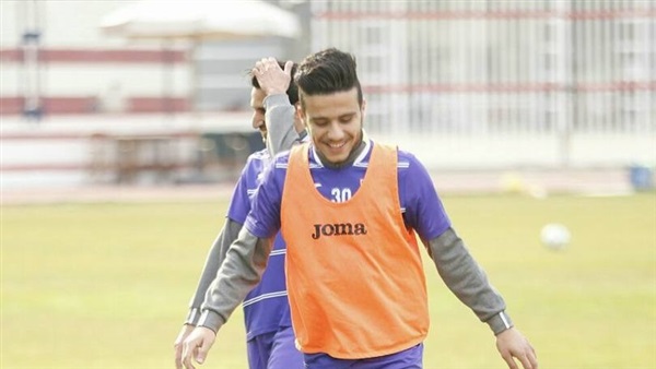 مصطفى فتحي يصل ألمانيا للعلاج من إصابة الركبة