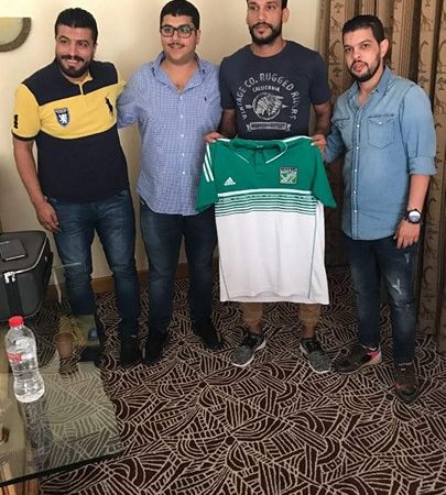 شوقي السعيد يوقع للعربي الكويتي