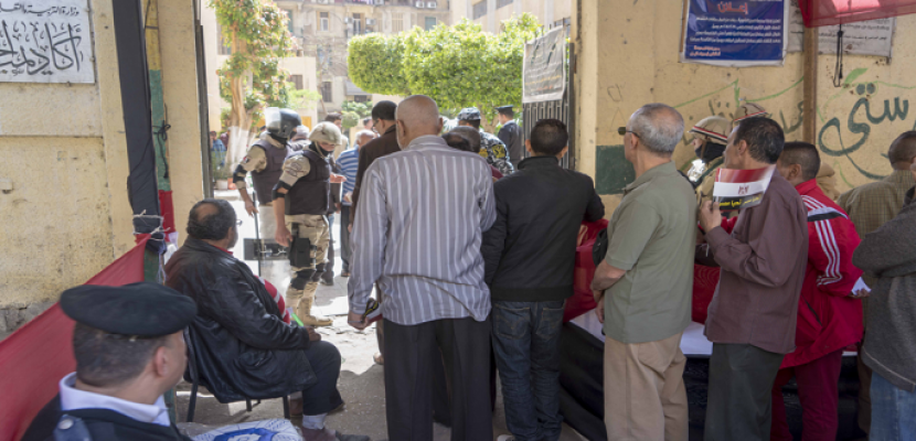 السيسي : مشاهد المصريين أمام لجان الاقتراع محل فخرى وإعتزازى