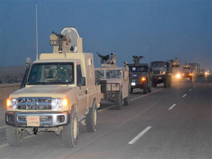 القوات المسلحة تعلن تدمير فتحتى نفق وتفجير 376 عبوة ناسفة بسيناء
