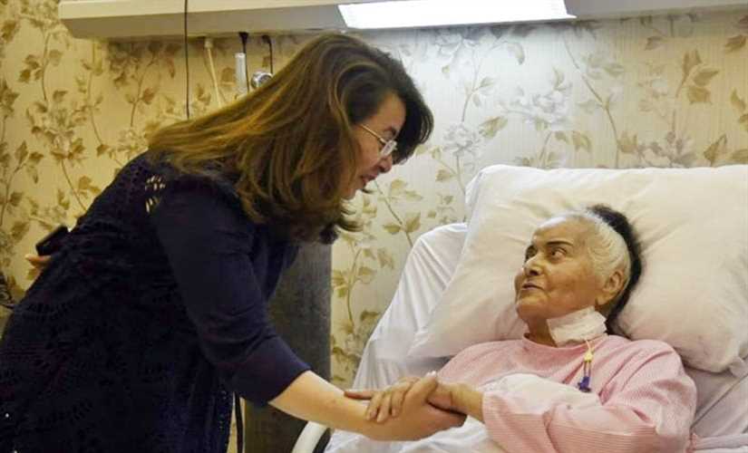 رئيس الوزراء يأمر بعلاج الفنانة مديحة يسري في مستشفي المعادي