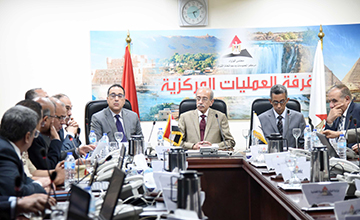 رئيس الوزراء يتابع مع المحافظين الاستعدادات لاستقبال شهر رمضان المعظم