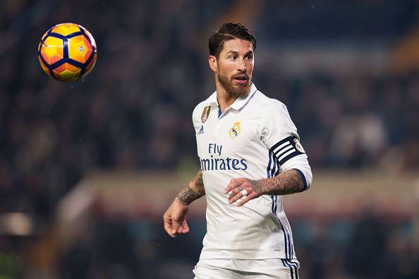 عمرو أديب: راموس لازم يتعمله محضر مش ياخد إنذار