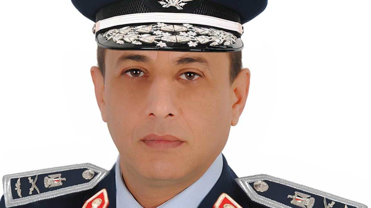 الرئيس السيسى يصدّق على ترقية قائد القوات الجوية إلى رتبة الفريق