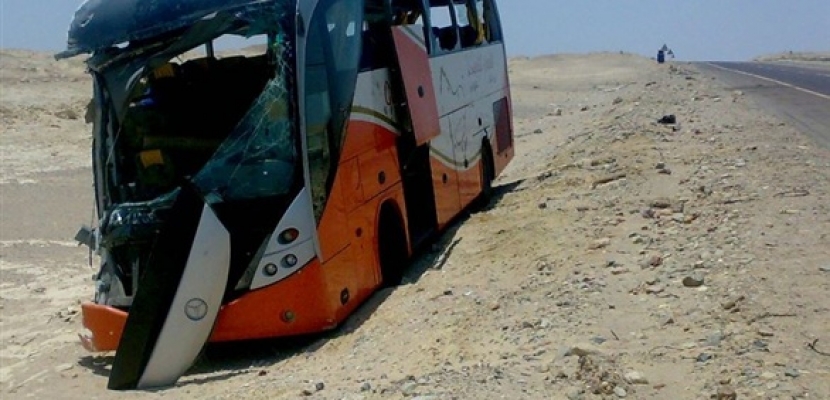 انقلاب اتوبيس بطريق السويس وإصابة 30 شخص