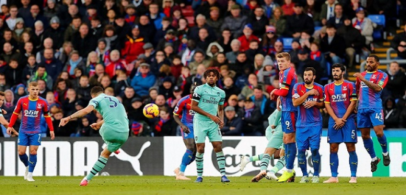 كريستال بالاس يستضيف توتنهام اليوم في الدوري الإنجليزي الممتاز