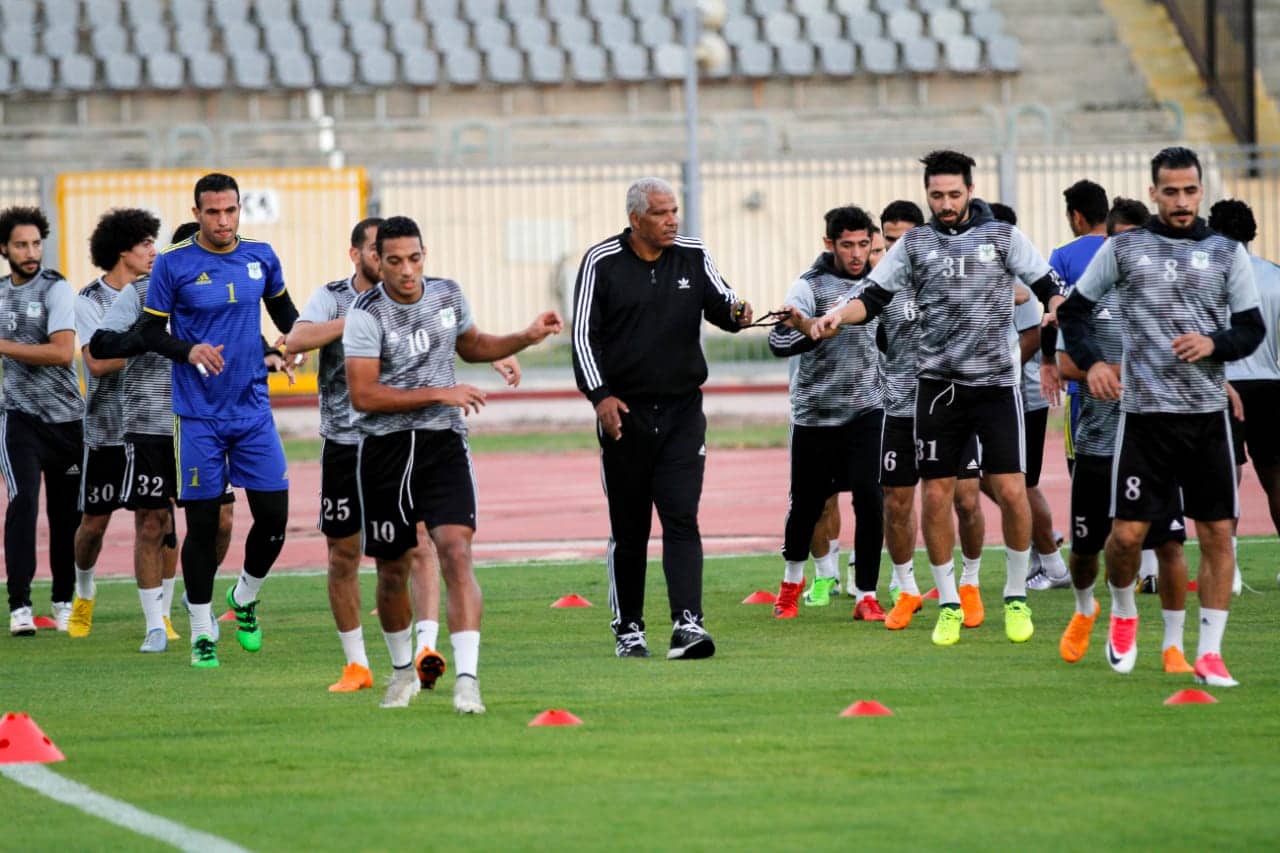 الإسماعيلي يواجه المصري في الدوري اليوم