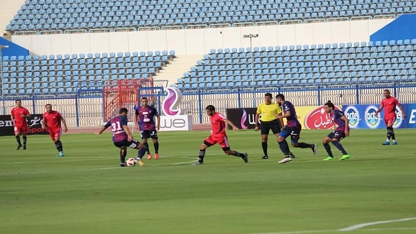 4 أندية تتصارع للهروب من الهبوط لدوري المظاليم