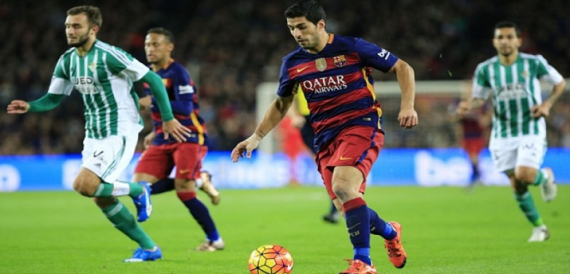 ريال بيتيس يفوز علي برشلونة 4-3 في الدوري الإسباني