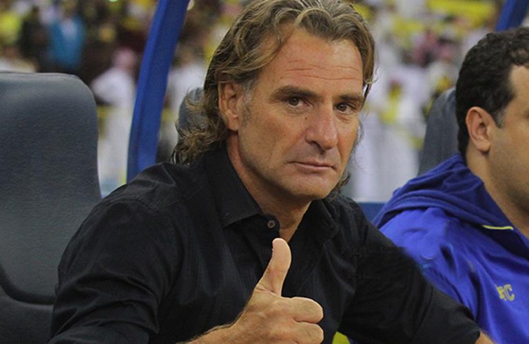 كارينيو: الأهلي يفاوضني والأمر بحاجة إلى التأمل والتفكير