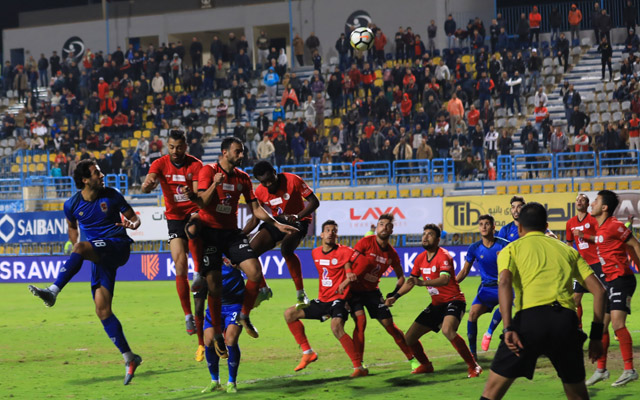 الأهلي يتعادل مع الداخلية 2-2 بصعوبة في الدوري