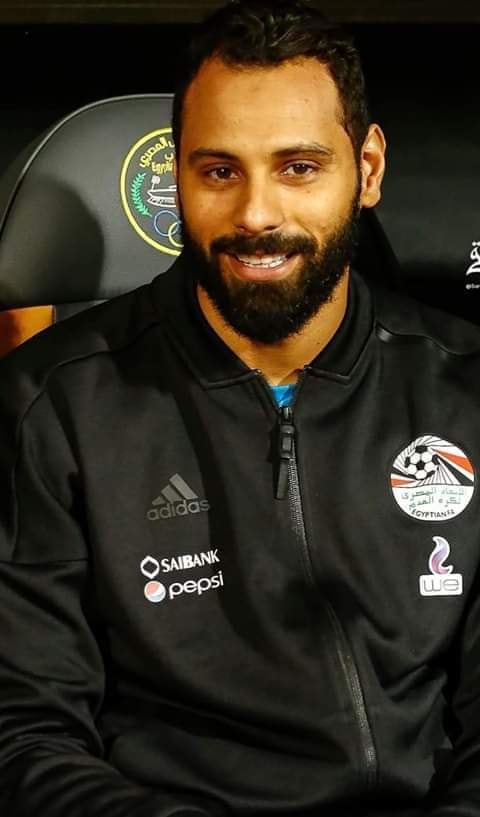 جنش يفاضل بين عرضين من فاركو والاتحاد السكندري