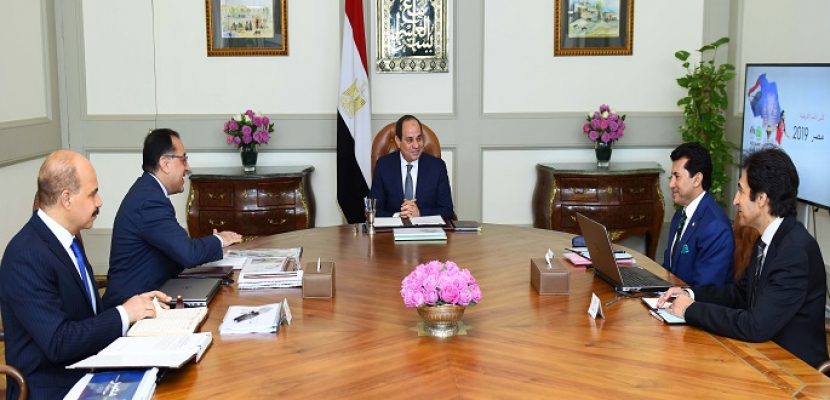 الرئيس السيسى يبحث مع رئيس الوزراء ووزير الرياضة استعدادات استضافة أمم أفريقيا