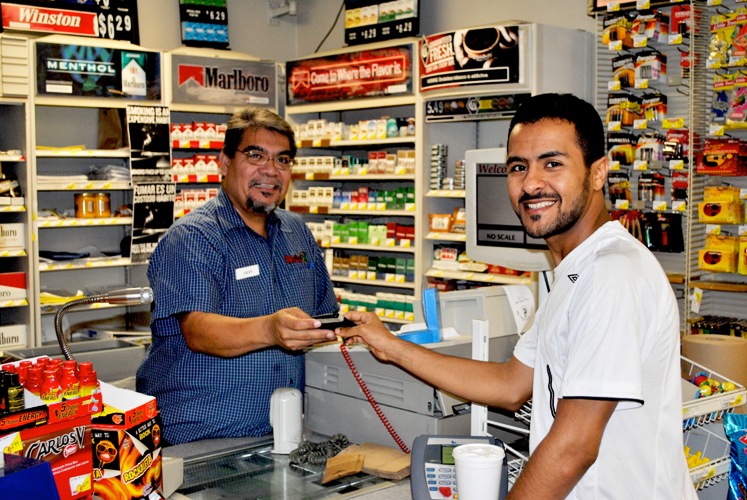 وقف تعامل “الكاش” بين المواطنين والدولة من أول مايو المقبل