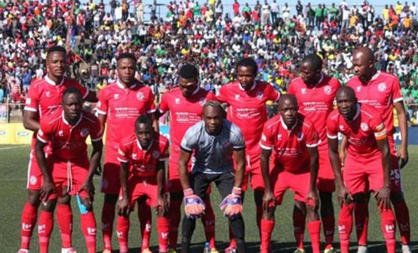 طاقم حكام بيراميدز ونكانا يتدرب بملعب الدفاع الجوي