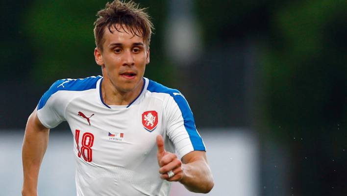 وفاة لاعب بمنتخب التشيك في حادث سير