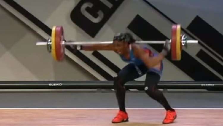 حادث مروع للاعبة فرنسية في بطولة أوروبا لرفع الأثقال