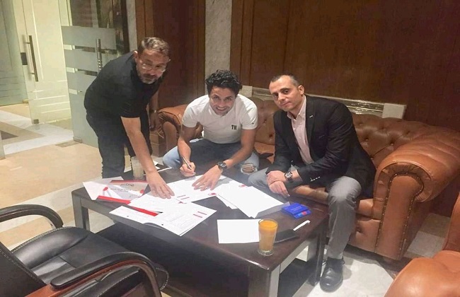 رسميآ | مصر المقاصة يتعاقد مع محمد إبراهيم كابتن الزمالك