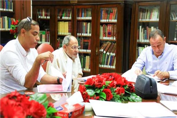 شوبير: انتهاء دور لجنة التخطيط في الأهلي وتقترب من الرحيل