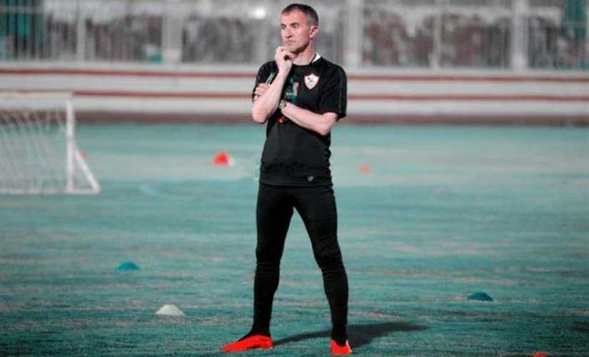 ميتشو يعلن قائمة الزمالك لمباراة إف سي مصر