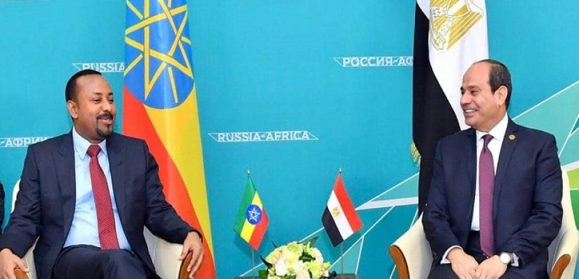 السيسي لآبى أحمد: مصر تتمسك بحقوقها التاريخية فى مياه النيل