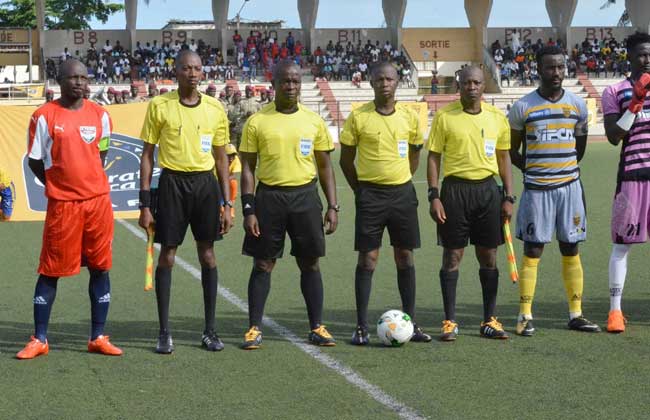 واتارا البوركينابى حكمآ لمباراة المصري وبيراميدز في الكونفيدرالية الأفريقية