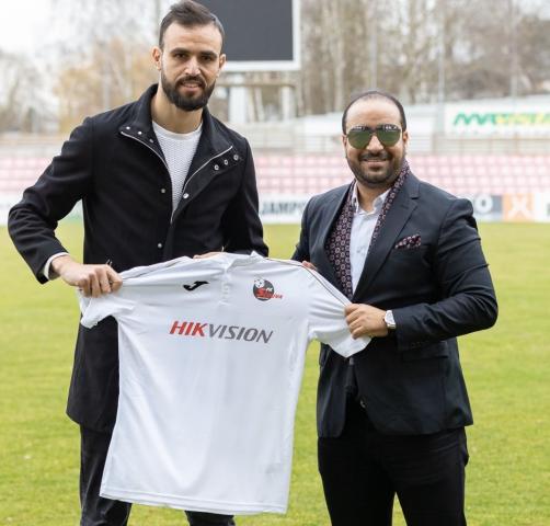 حمدي النقاز ينتقل إلى ”سودوفا ” بطل ليتوانيا