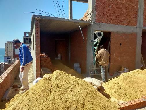 إحالة شخصين إلى النيابة العسكرية لاعتراضهما على تنفيذ قرارات الإزالة بحي العجمي والمنتزة ثان‎