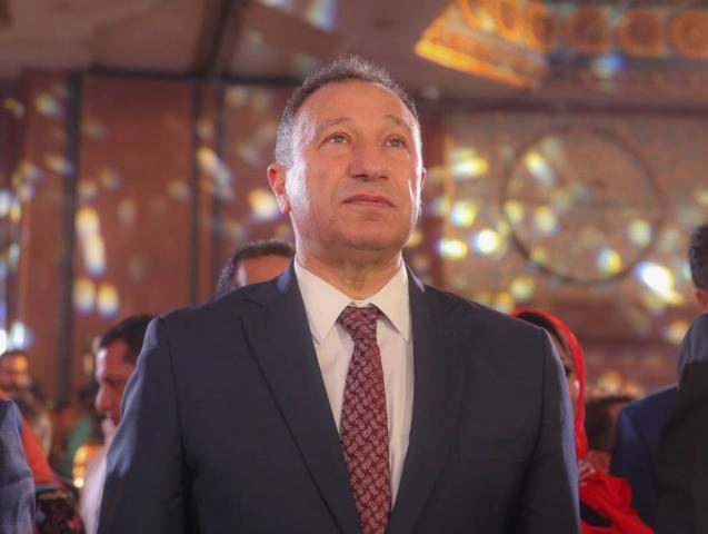 الخطيب يقطع جولته في أهلي مدينة نصر بسبب ألام بالأذن