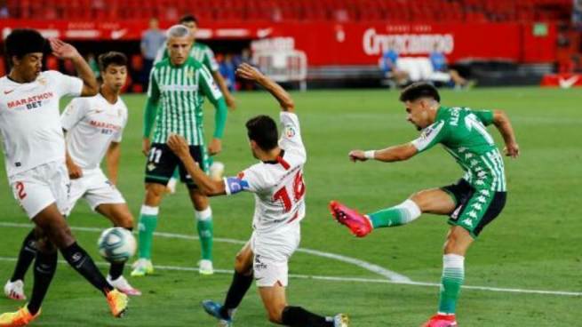 إشبيلية يتعادل مع ريال بيتيس 1-1 في الدوري الإسباني