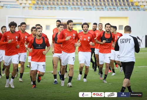 منتخب مصر يرتدي زيه الأساسي أمام منتخب ليبيا الجمعة في تصفيات المونديال