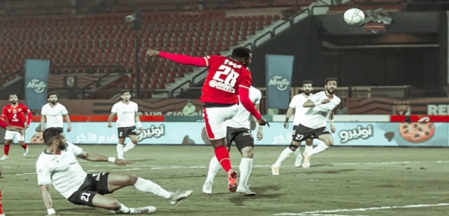 الأهلي يواجه المصري البورسعيدي اليوم ببرج العرب في الدوري